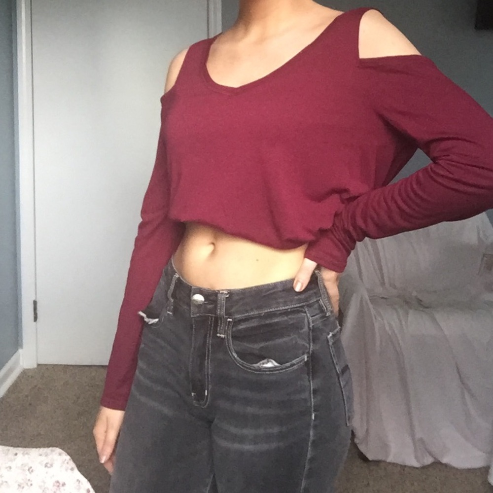 Soft shoulderless longsleeve